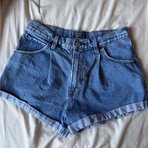Abercrombie & Fitch hi rise shorts